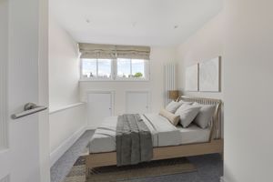 Bedroom - Gloucester Terrace W2- click for photo gallery